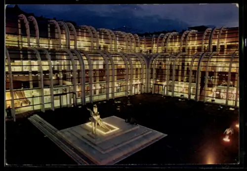 AK Paris, Le Forum