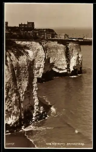 AK Broadstairs, The Cliffs