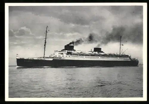 AK Passagierschiff Europa des Norddeutschen Lloyd Bremen hohe Fahrt laufend