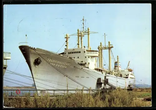 AK DDR-Frachtschiff Dresden, Traditionsschiff Typ Frieden, festgemacht in Rostock-Schmarl