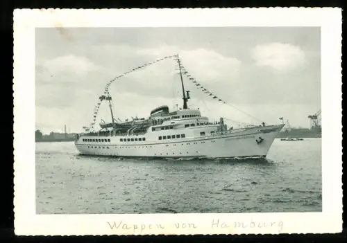 AK Passagierschiff Wappen von Hamburg auf der Fahrt nach Helgoland