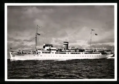 AK Passagierschiff M.S. Königin Luise querab von Backbord
