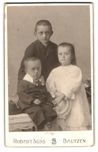 Fotografie Robert Süss, Bautzen, Tuchmacherstrasse 20, Portrait der Kinder der Familie Zimmer