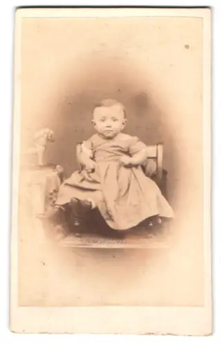 Fotografie G. Funke, Leipzig, Portraut von Paul Vieweg als Kleinkind