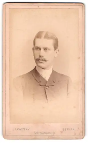 Fotografie J. Lawitzky, Berlin, Behrenstrasse 21, Porträt des Studenden H. Dörendorf, Sommersemester 1888