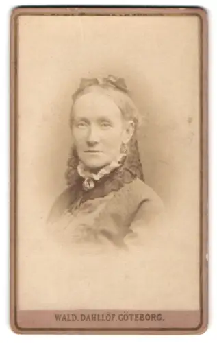 Fotografie Wald. Dahllöf, Göteborg, Östra Hamngatan 18, Kalhinka Hjertburg im Porträt