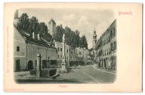 Relief-AK Bruneck, Strassenpartie im Ort