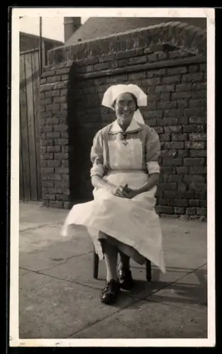 AK Portrait einer Krankenschwester