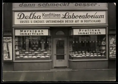 Foto-AK Geschäft Delka-Laboratorium mit Verkauf von Marzipan, Pralinen und Konfitüren