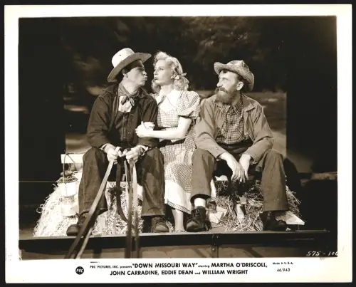 Fotografie Szene aus Down Missouri Way m. Schauspieler Martha O`Driscoll, John Carradine, Eddie Dean und William Right