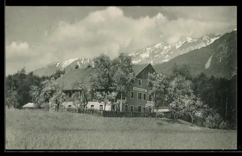 AK Telfs /Tirol, Gasthof Pension Gerhardhof J. Volgger, Haus vor Gebirgspanorama