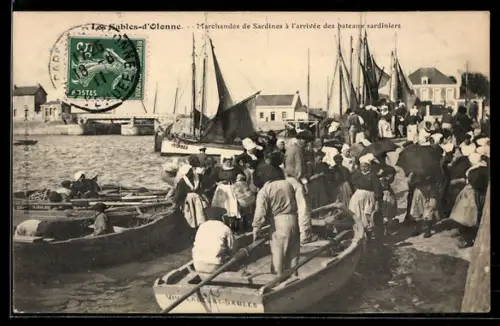 AK Les Sables-d`Olonne, Marchandes de Sardines à larrivée des bateaux sardiniers
