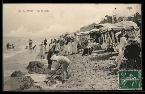 AK Cabourg, Sur la plage