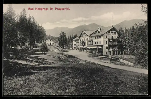 AK Bad Neuprags i. Pragsertal, Ortsansicht mit Gasthof