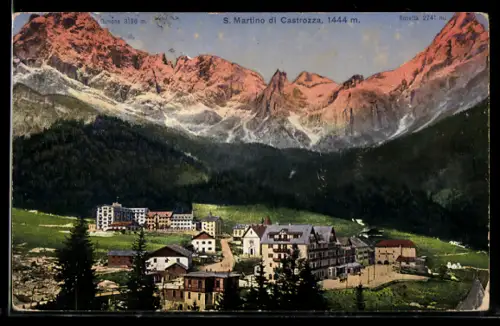 AK S. Martino di Castrozza, Vista panoramica delle Dolomiti al tramonto con edifici storici