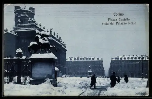 AK Torino, Piazza Castello vista dal Palazzo Reale innevata