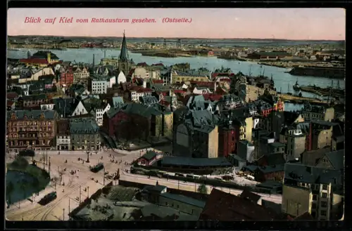AK Kiel, Ortsansicht vom Rathausturm aus gesehen, Strassenbahn