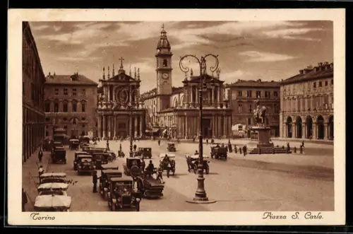 AK Torino, Piazza S. Carlo con automobili e statua