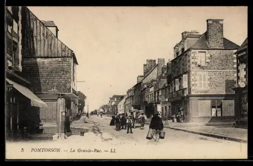 AK Pontorson, La Grande-Rue