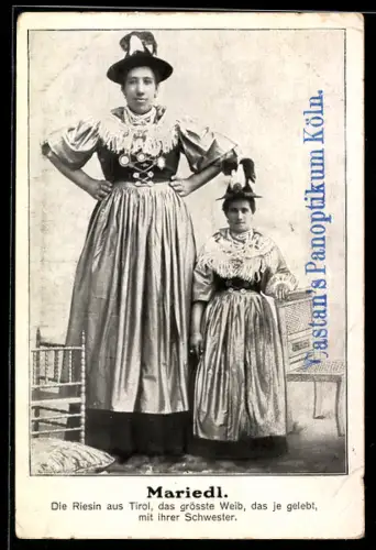 AK Riesin Mariedl aus Tirol mit ihrer Schwester