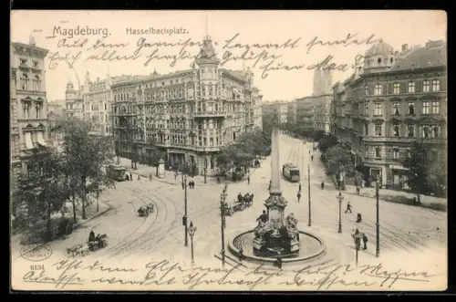 AK Magdeburg, Hasselbachplatz, Platzansicht mit Brunnen und umliegender Bebauung