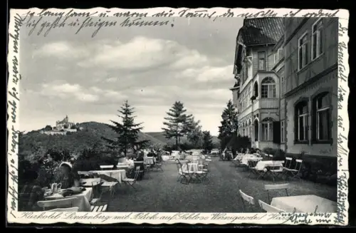 AK Wernigerode /Harz, Kurhotel Lindenberg mit Blick auf das Schloss
