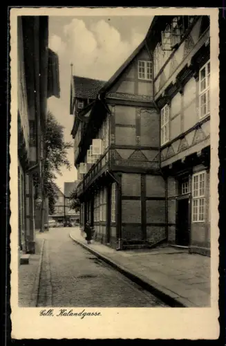 AK Celle, Kalandgasse, Strassenpartie mit Fachwerkhäusern