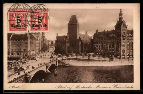 AK Berlin, Märkisches Museum mit Kirche und Waisenbrücke