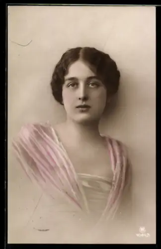 Künstler-AK Photochromie Nr. 4084/1: Junge Dame mit ondulierten Haaren
