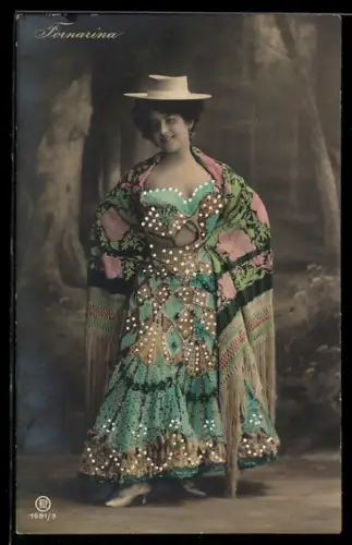 Foto-AK RPH NR.1681 /3: Junge Dame im Kleid mit Hut