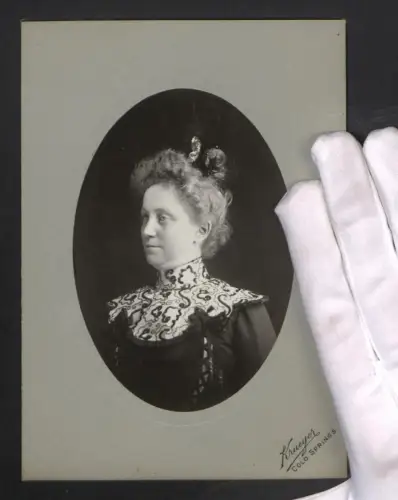 Fotografie Krüger, Colorado Springs / CO, Marie Hüneken im Porträt, Juli 1901