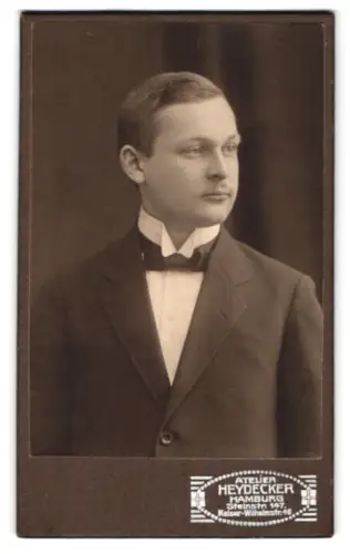 Fotografie Ottmar Heydecker, Hamburg, Steinstrasse 147, Porträt eines jungen Mannes