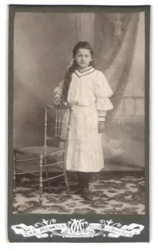 Fotografie Chr. Mönsted, Verden, v. d. Neuen Thor 45, Mädchen im weissen Kleid