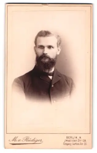 Fotografie Max von Rüdiger, Berlin, Invaliden Strasse 134, Otto Marchke mit Vollbart
