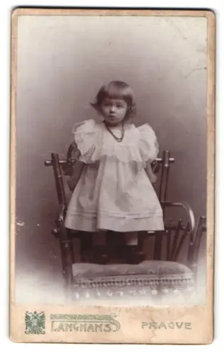 Fotografie J. F. Langhans, Prag, Helene Mosch im Jahr 1900