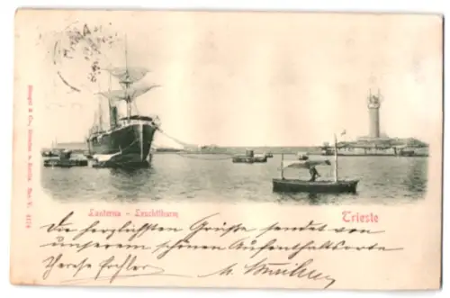 Relief-AK Triest, Leuchtturm mit festgemachtem Segelschiff, Kaimauer, Boote, Panorama