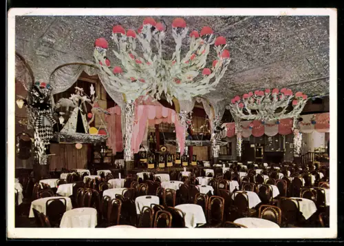 AK München, Hotel Stadt Wien, Innenansicht im Faschingskleid 1938