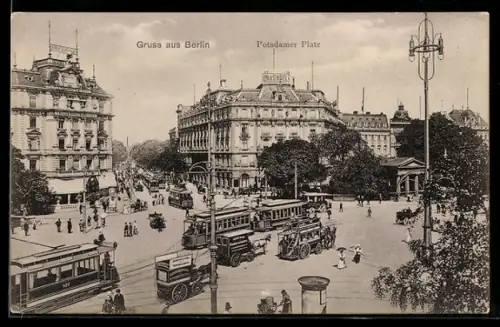 AK Berlin, Potsdamer Platz mit Strassenbahnen, Hotel Bellevue und Palast-Hotel
