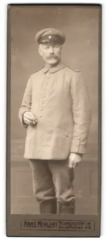 Fotografie Han Mehlert, Neumünster i. H., Grossflecken 49, Soldat vom Regiment Nr. 85 in Uniform