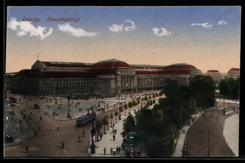AK Leipzig, Hauptbahnhof mit Strassenbahn und Leuten
