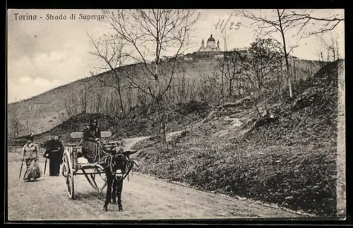 AK Torino, Strada di Superga con carrozza e Basilica sullo sfondo