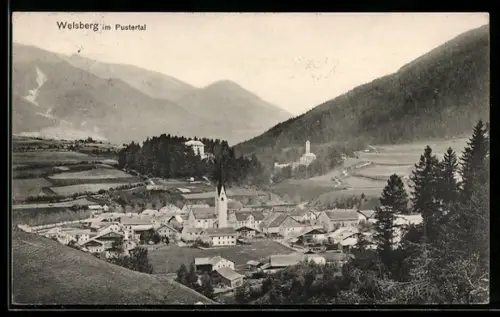 AK Welsberg im Pustertal, Veduta panoramica del paese tra le montagne