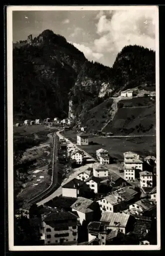 AK Caprile /Alto Agordino, Vista panoramica del villaggio montano e delle montagne circostanti