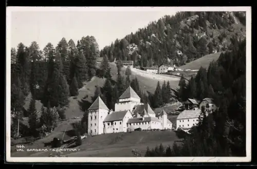 AK S. Cristina /Val Gardena, Vista del castello e paesaggio montano