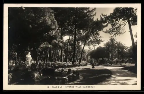 AK Napoli, Interno Villa Nazionale