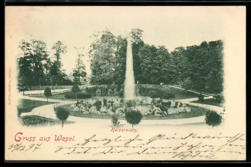 AK Wesel, Kaiserplatz mit Brunnen und Gartenanlage