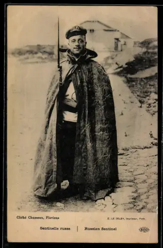 AK Russischer Soldat mit Gewehr und Bajonett
