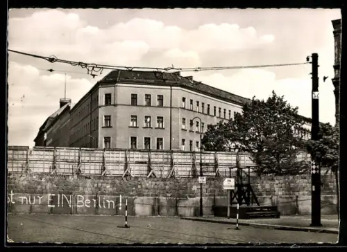 AK Berlin, Schandmauer in der Bernauer Strasse