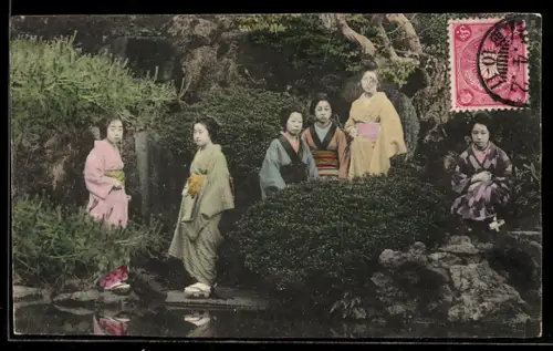 AK Geishas im Garten