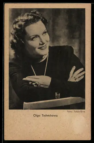 AK Schauspielerinb Olga Tschechowa mit elegantem Hals- und Fingerschmuck